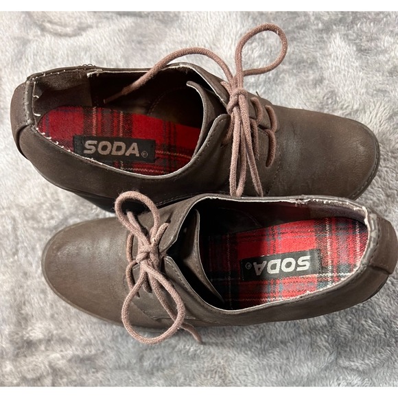 Soda Vintage Shoes Women's Size 7.5 Brown Oxford Platform Lace Up Goth Chunky - Picture 7 of 7